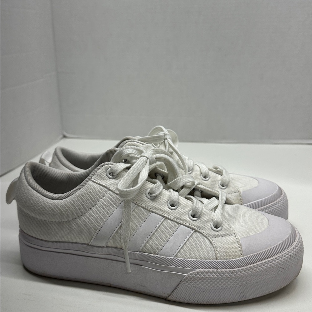 adidas Bravada 2.0 Platform Shoes Lace Up Sneakers Shoe White Women's Size 8.5